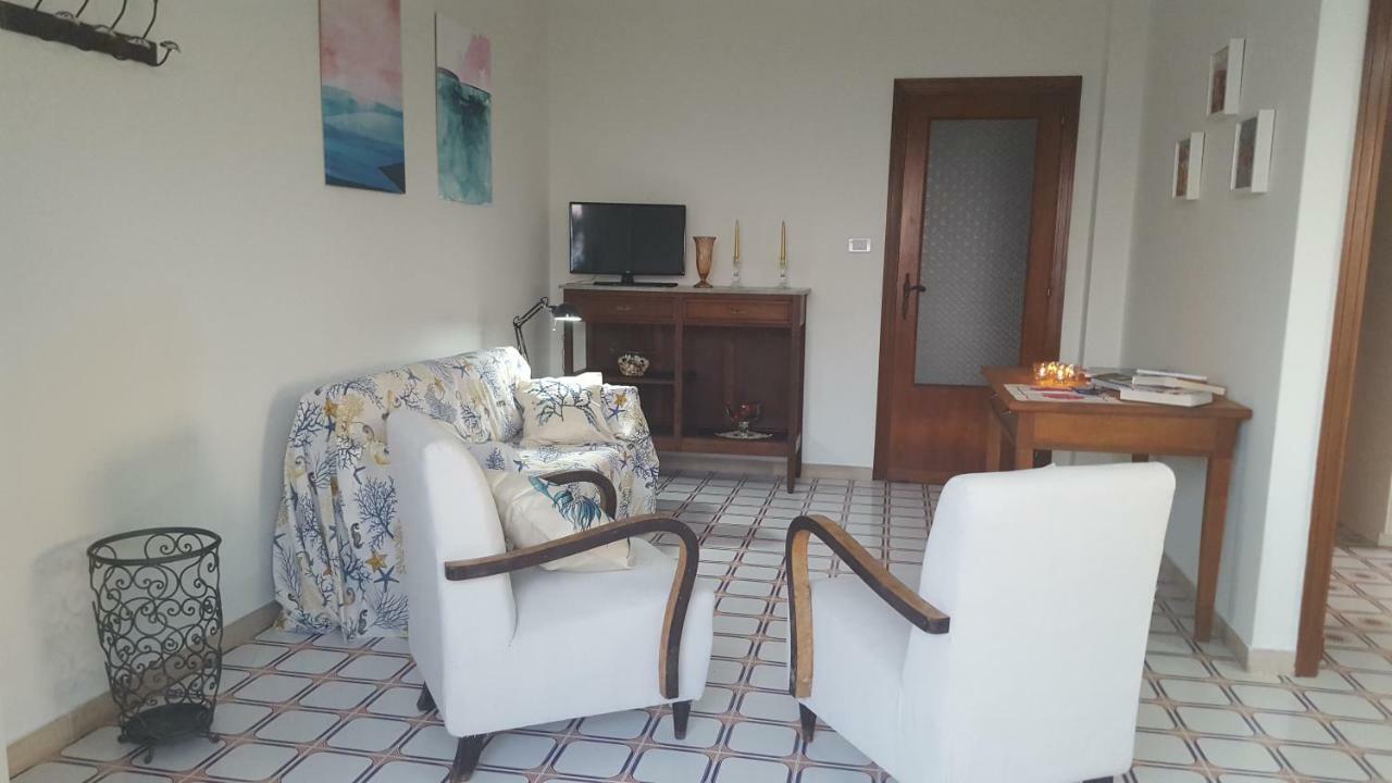ריפוסטו Casa Del Levante מראה חיצוני תמונה