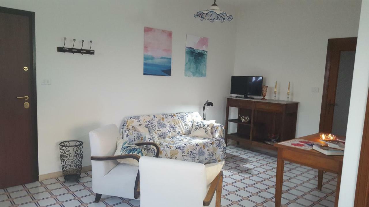 ריפוסטו Casa Del Levante מראה חיצוני תמונה